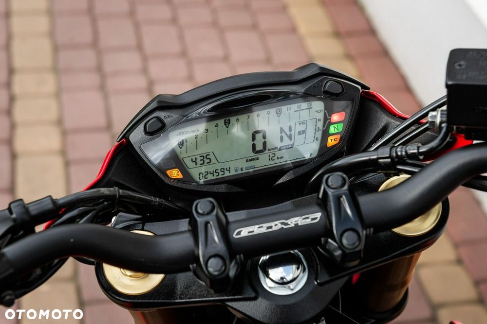 Suzuki GSX - 8