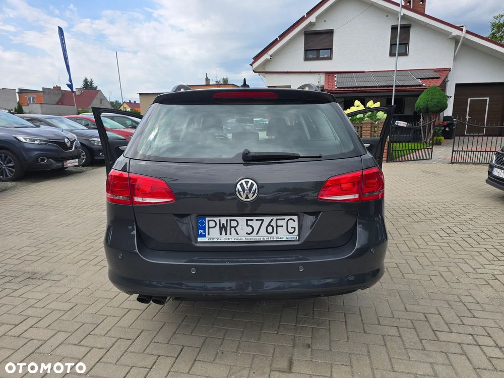 Volkswagen Passat Variant - 23