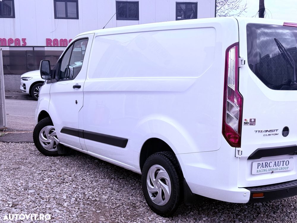 Ford Transit Custom - 8