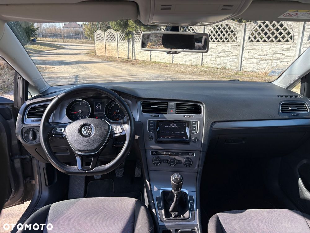 Volkswagen Golf 1.6 TDI BlueMotion Technology Comfortline - 6