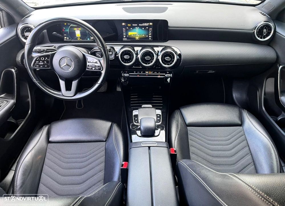 Mercedes-Benz A 180 - 4