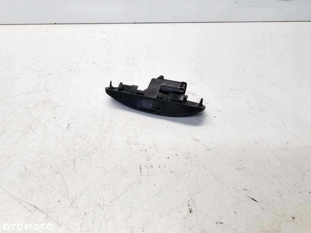 DYSZA SPRYSKIWACZA PRAWA AUDI A1 8X LIFT 8X0955988E - 2