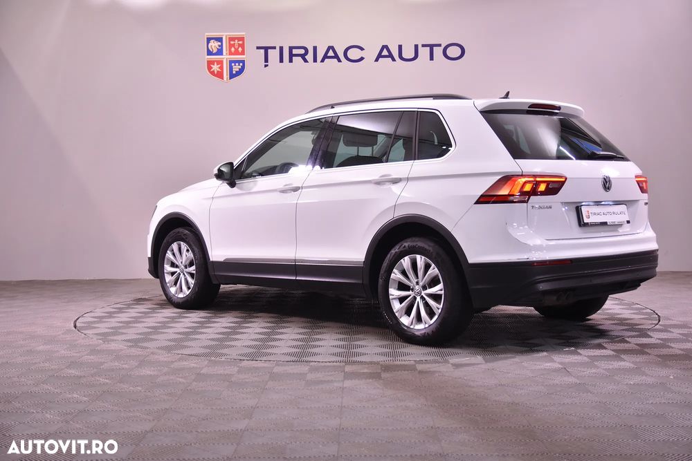 Volkswagen Tiguan - 3