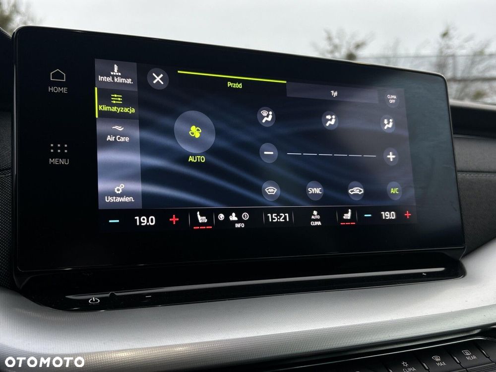 Skoda Octavia 1.5 TSI ACT Style - 22