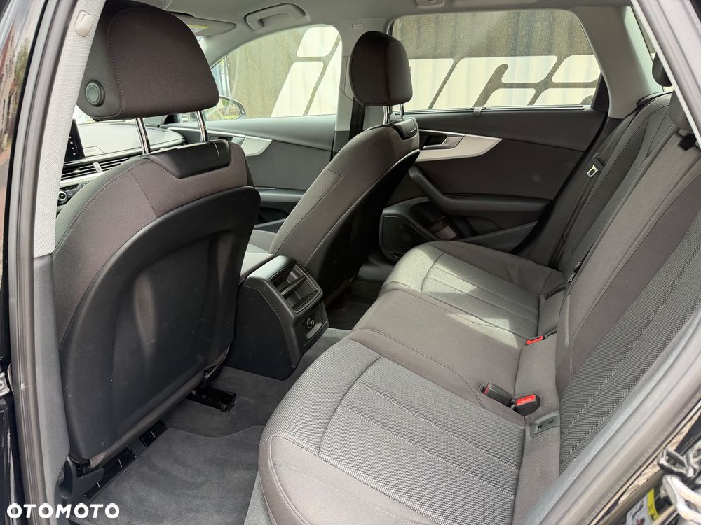 Audi A4 Avant 35 TFSI S tronic advanced - 32