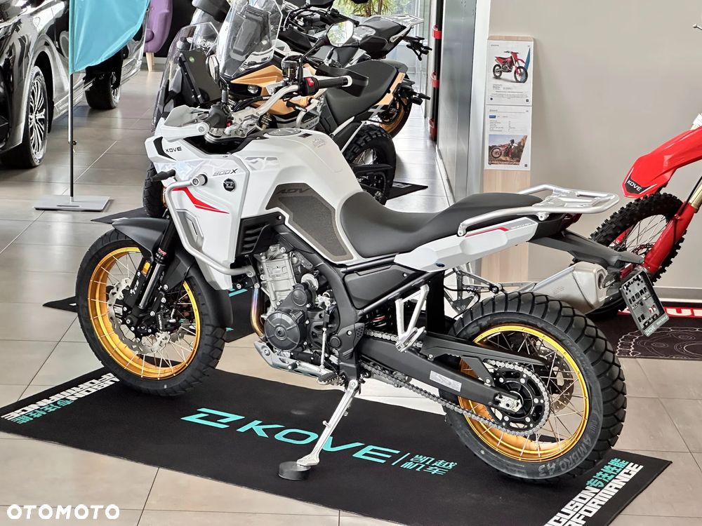 KOVE 800X Touring - 26