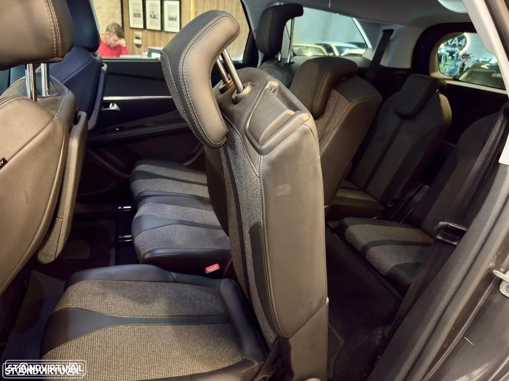 Peugeot 5008 1.5 BlueHDi Active - 32