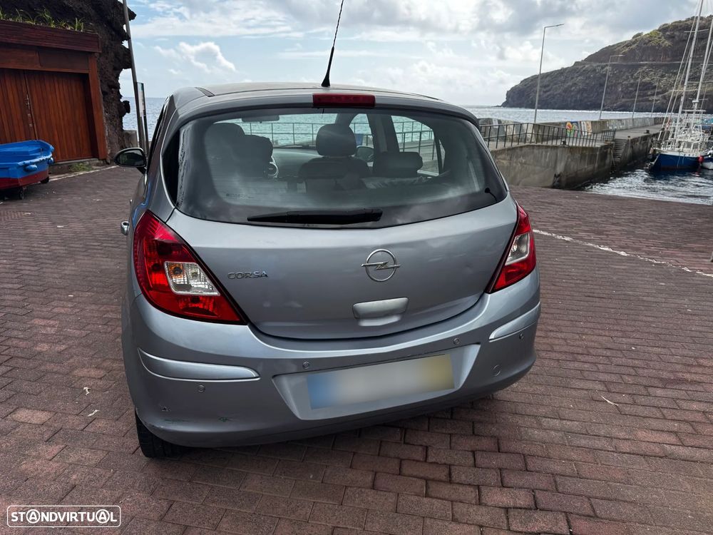 Opel Corsa 1.2 Enjoy Easytronic - 4