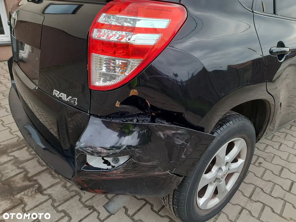 Toyota RAV4 2.2 D-4D 4x2 - 10