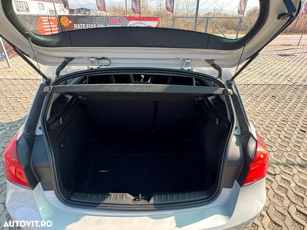 BMW Seria 1 120d Aut. - 15