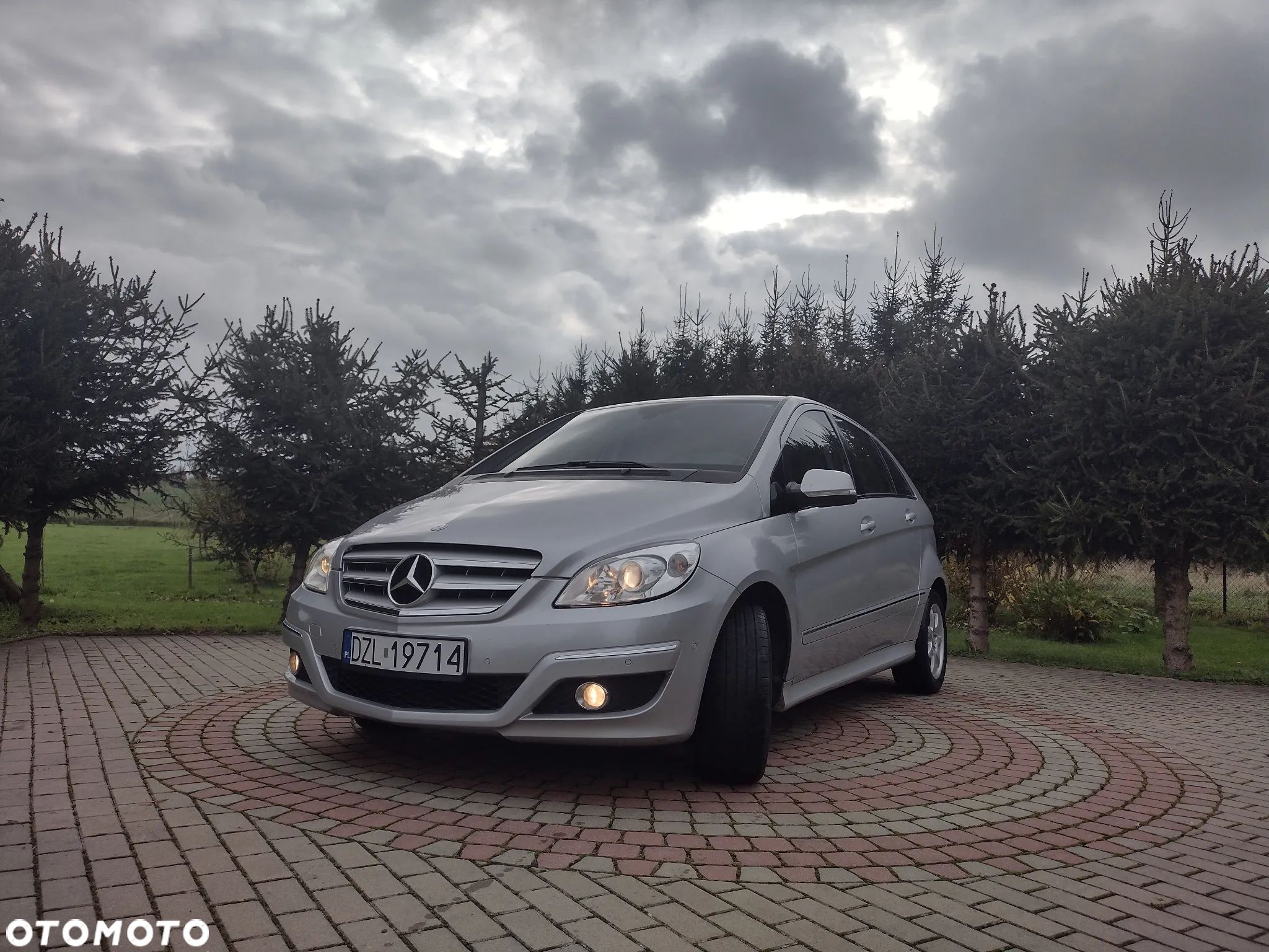 Mercedes-Benz Klasa B 200 CDI - 1