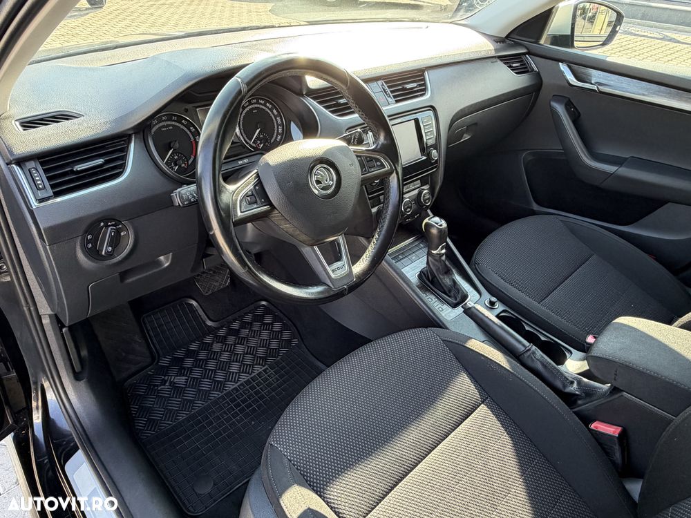 Skoda Superb 2.0 TDI 4X4 DSG Scout - 26