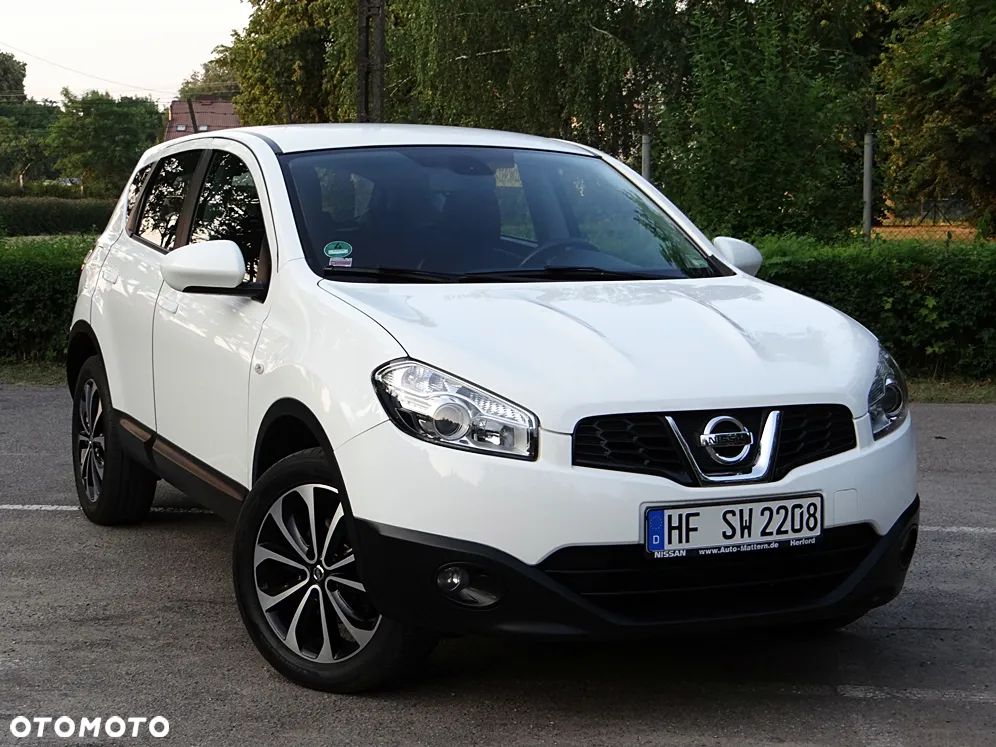 Nissan Qashqai 2.0 lounge - 6