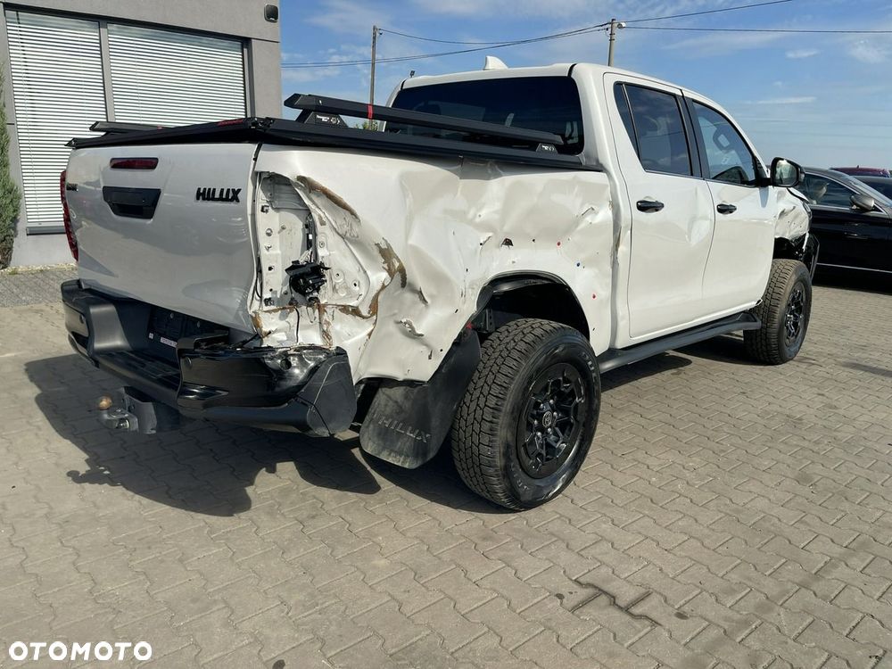 Toyota Hilux 4x4 Double Cab Autm GR Sport - 4