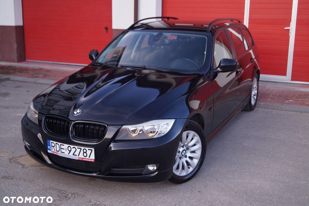 BMW Seria 3 318i Edition Exclusive - 1