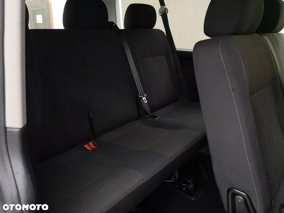 Volkswagen Caravelle 2.0 TDI L2 Comfortline DSG - 34