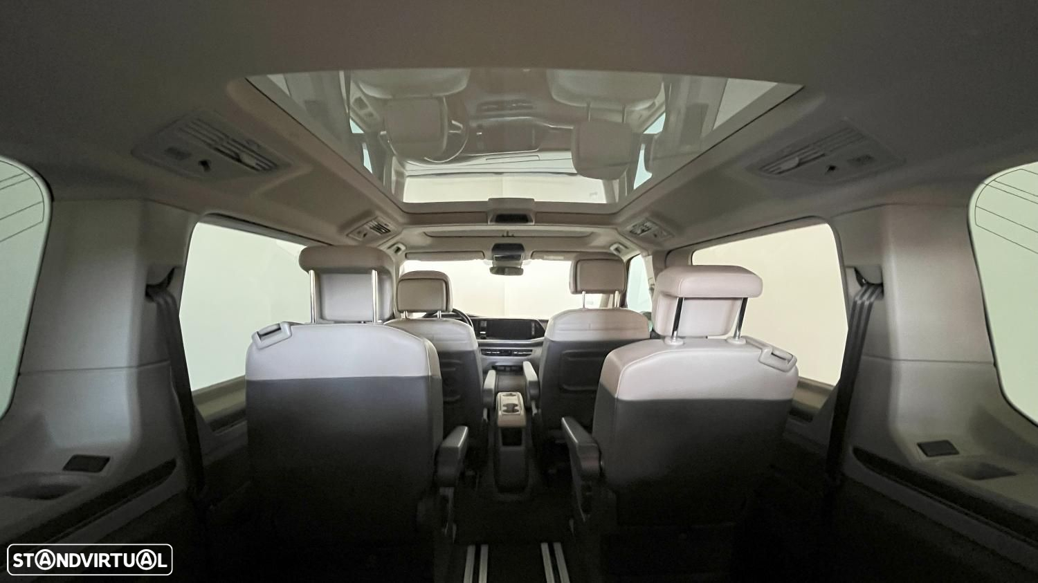 VW Multivan 2.0 TDI Style Longa DSG - 16
