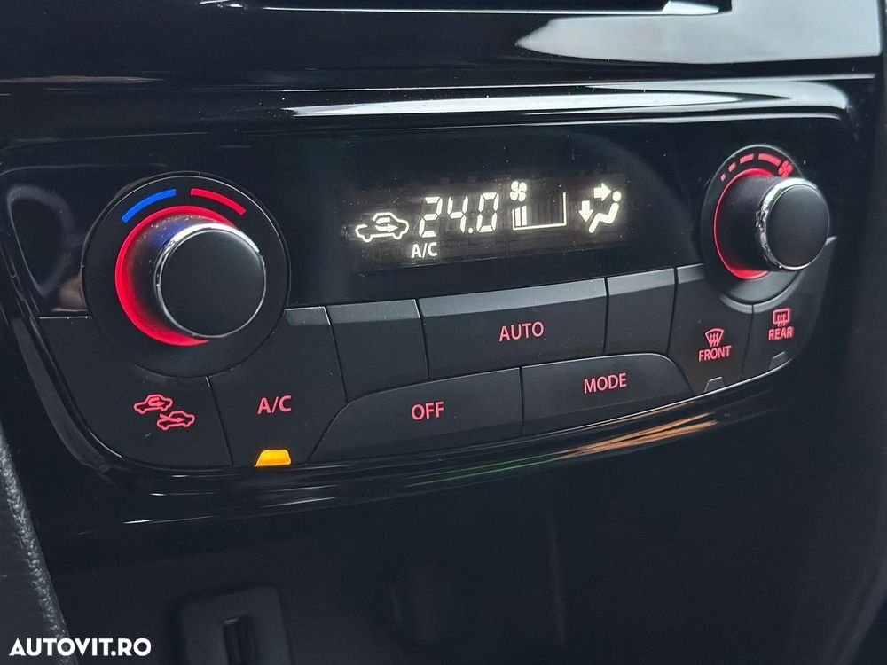 Suzuki Vitara 1.4 Boosterjet MHEV Passion - 23