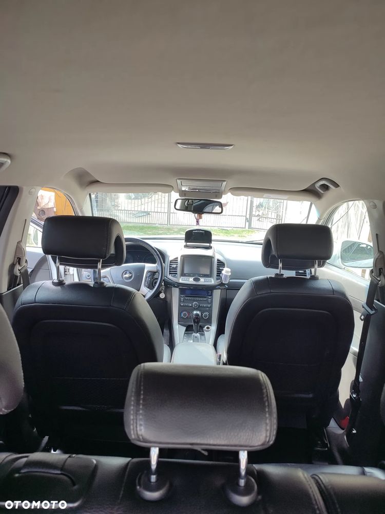 Chevrolet Captiva - 22