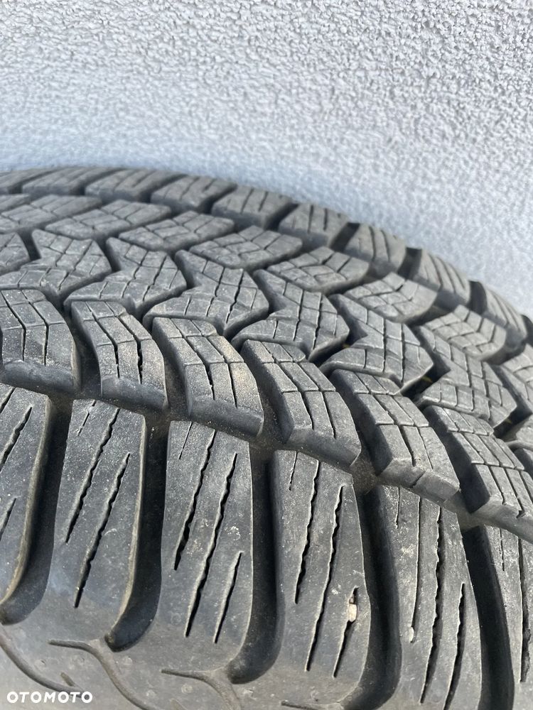 BMW Seria 3 318d - 19