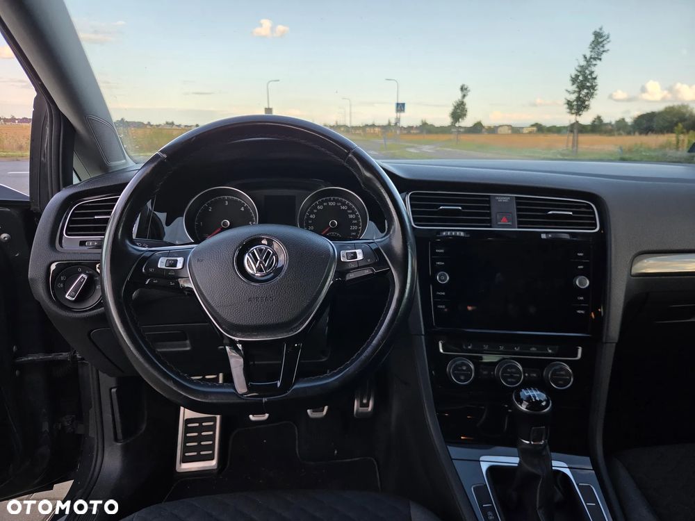 Volkswagen Golf 1.6 TDI Join - 1