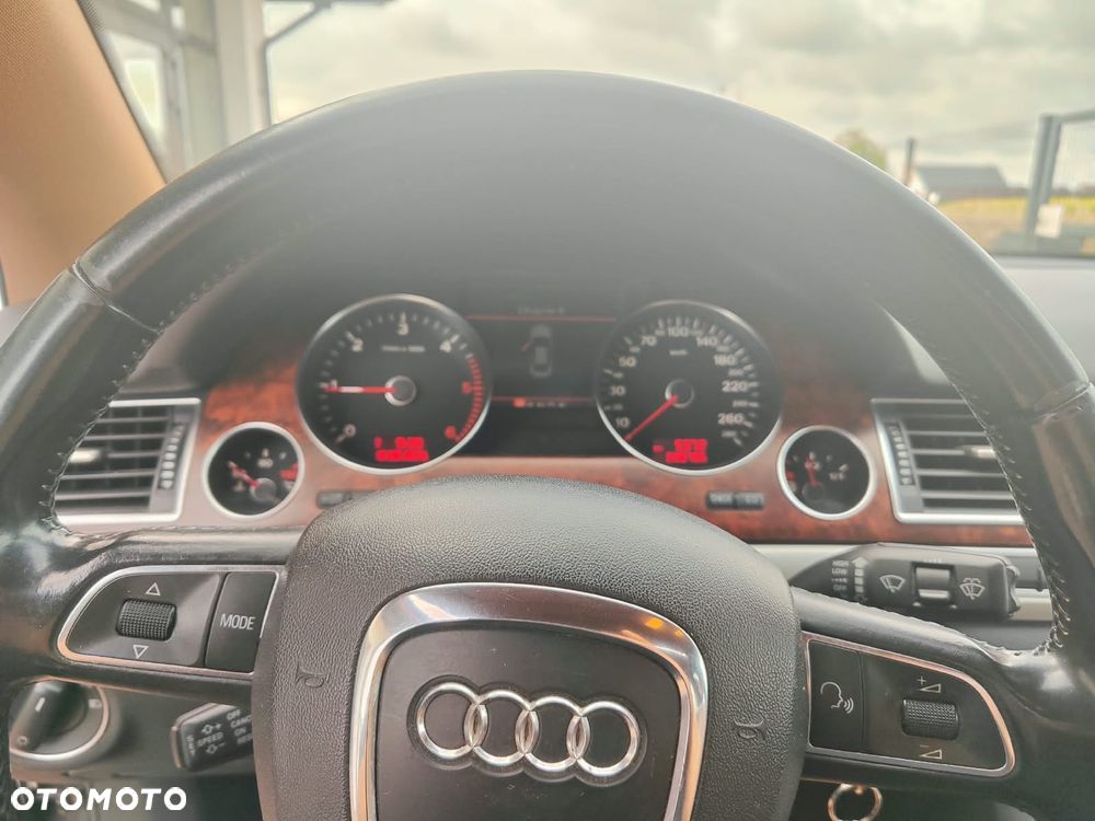 Audi A8 3.0 TDI L Quattro - 22