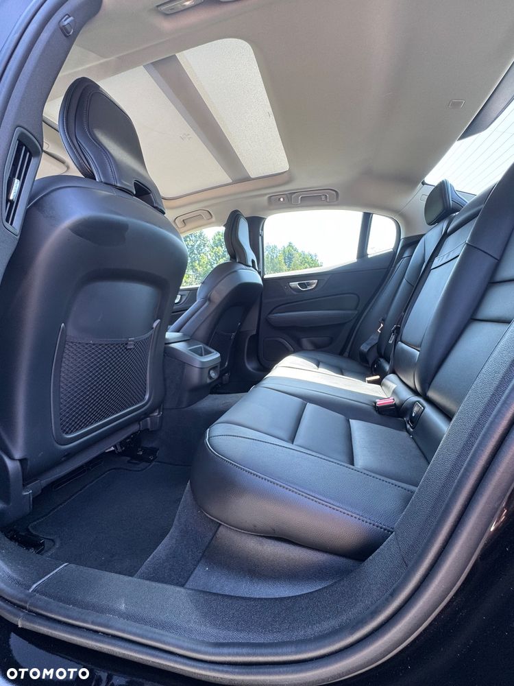 Volvo S60 B5 B AWD Ultimate Dark - 7