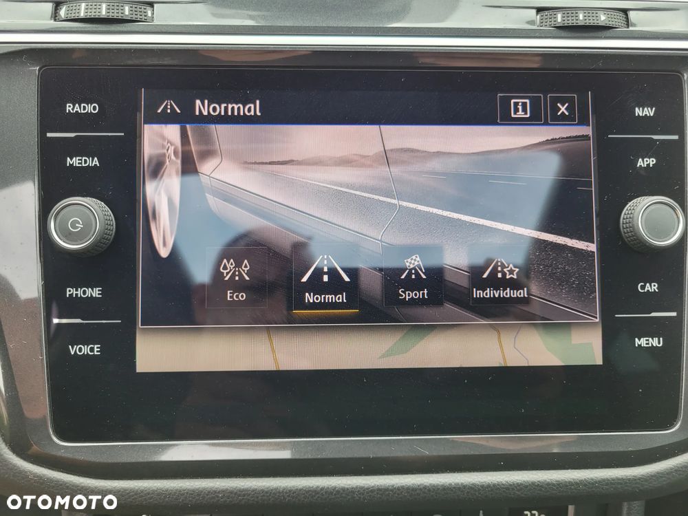 Volkswagen Tiguan 2.0 TDI SCR 4MOTION (BlueMotion Techn.) DSG Sound - 22