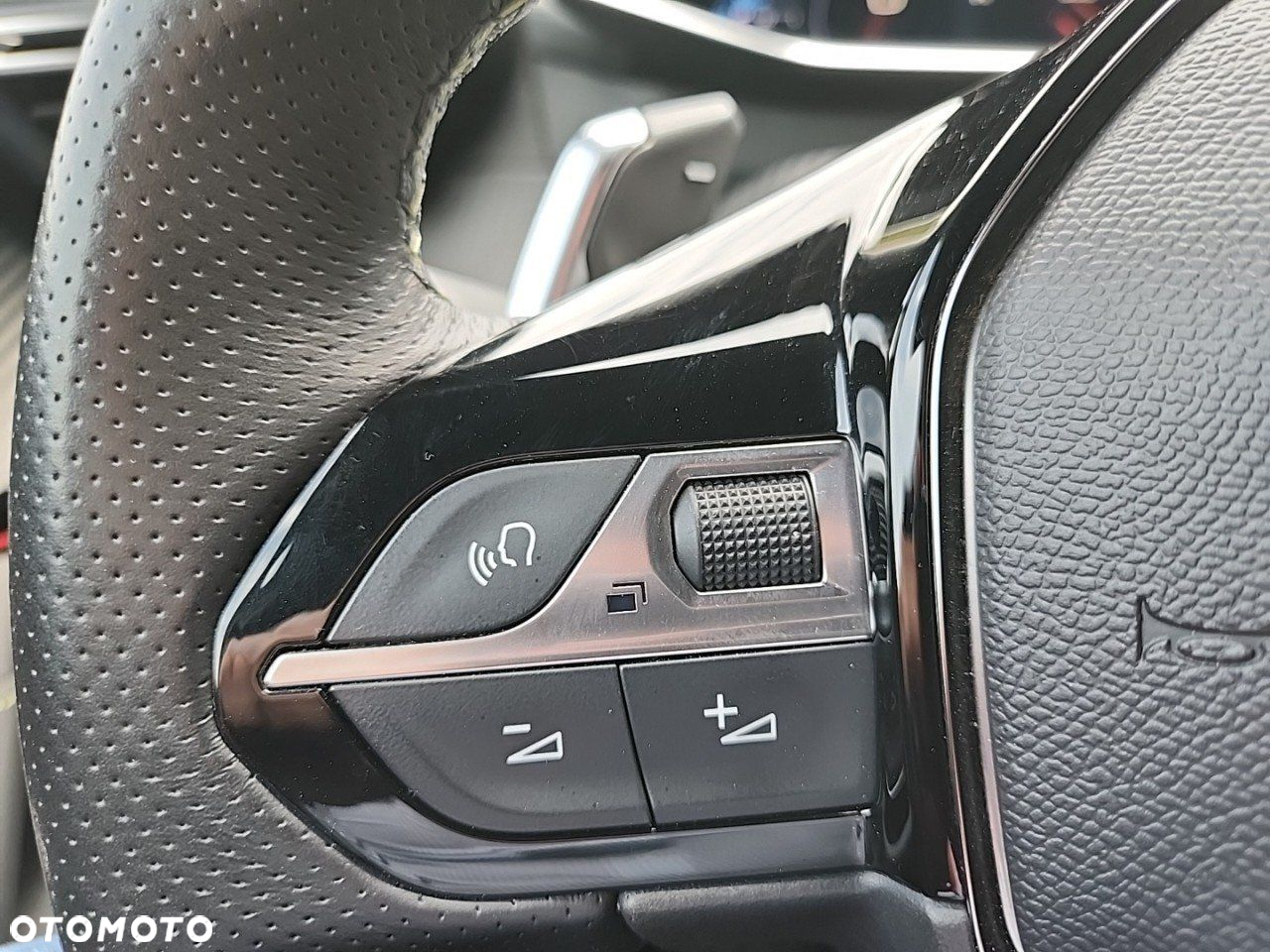 Peugeot 2008 1.2 PureTech GT S&S EAT8 - 20