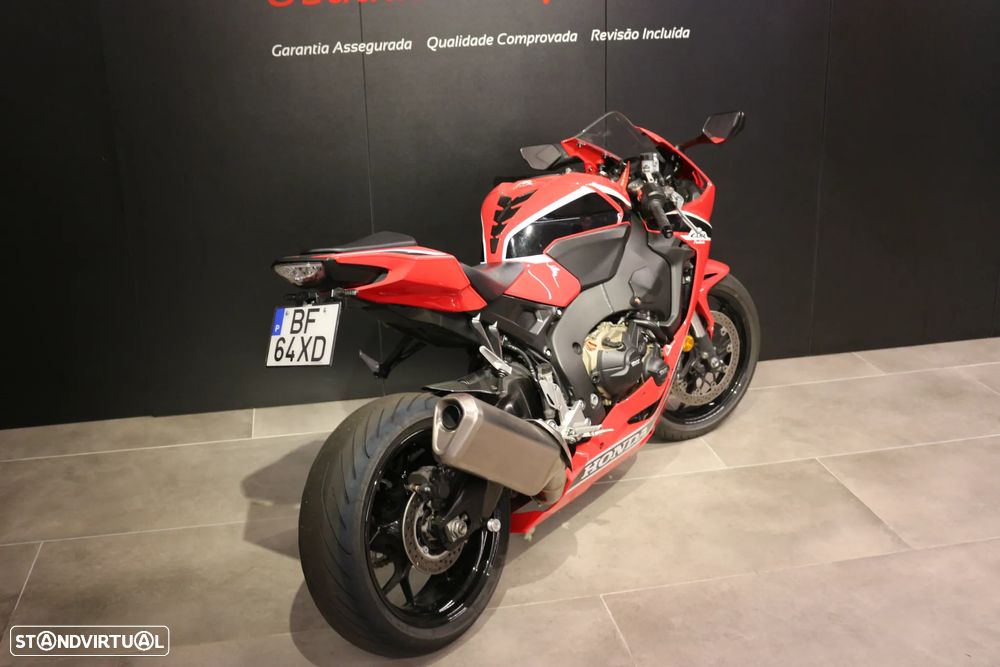 Honda CBR 1000 Fireblade 25th aniversario - 9