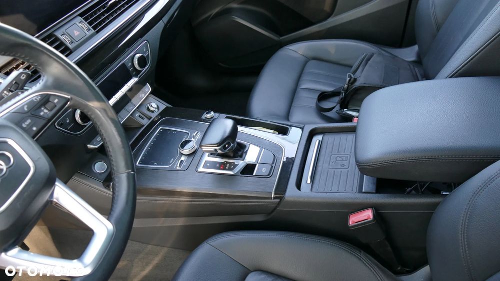 Audi Q5 2.0 TFSI Quattro S tronic design - 16