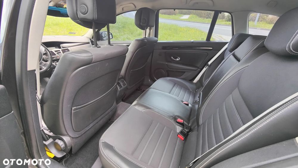 Renault Laguna dCi 175 FAP Bose Edition - 13