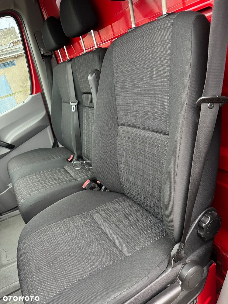 Mercedes-Benz Sprinter - 20