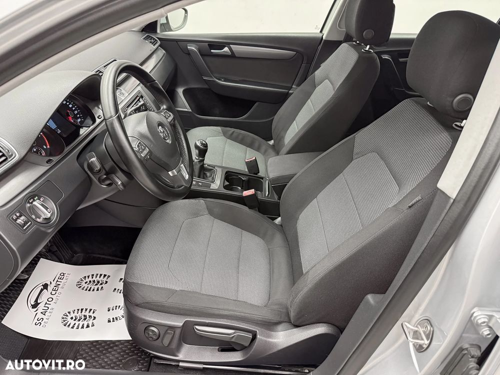 Volkswagen Passat 2.0 Blue TDI SCR Comfortline - 21