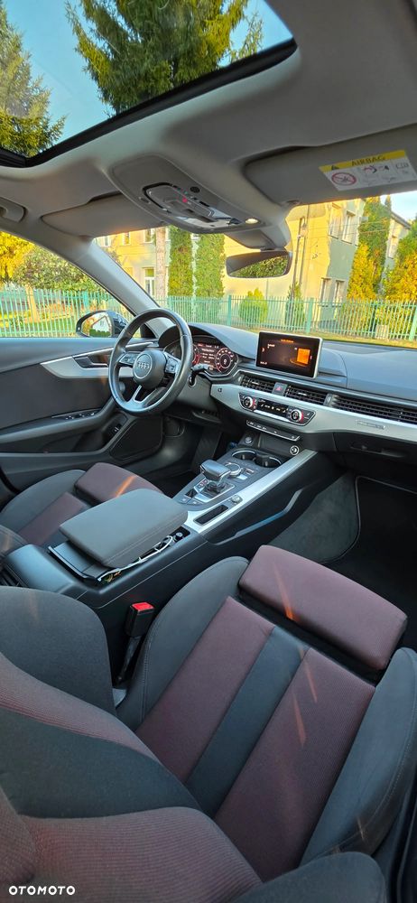 Audi A4 Limousine - 14