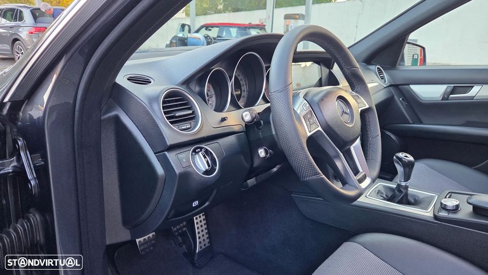 Mercedes-Benz C 220 CDi Avantgarde BE - 32