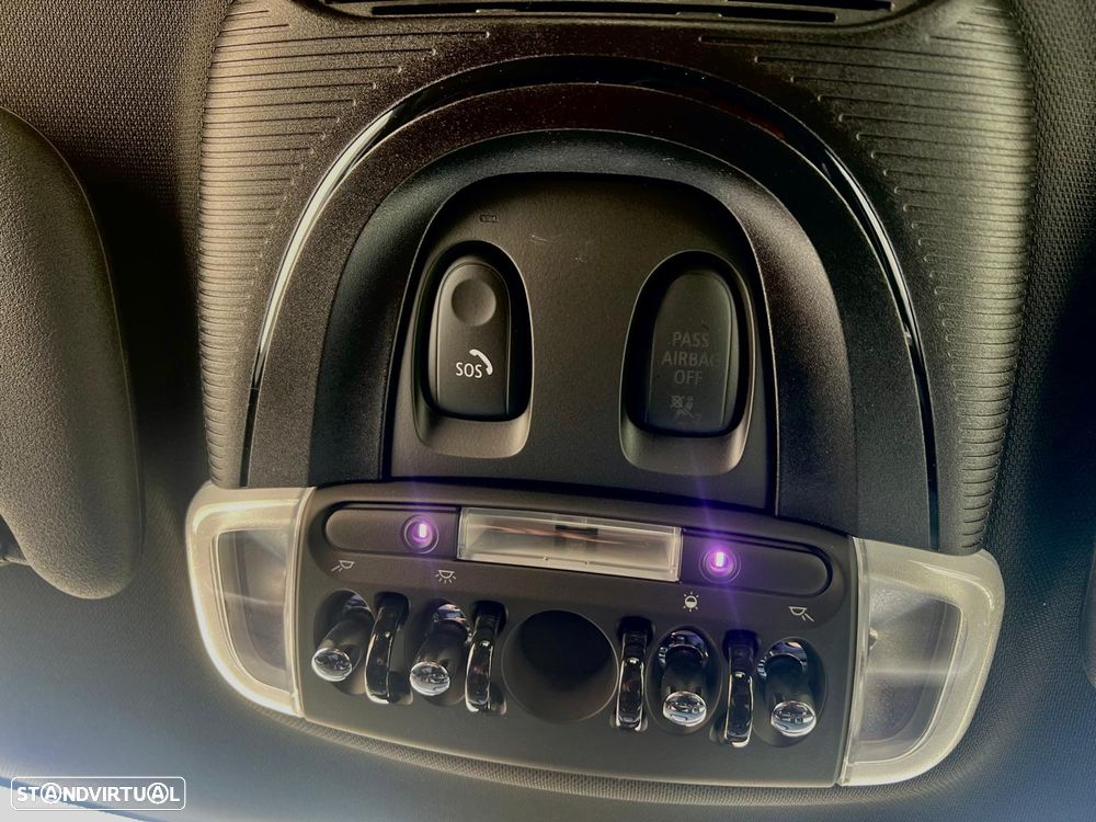 MINI 3 Portas Cooper SE - 17