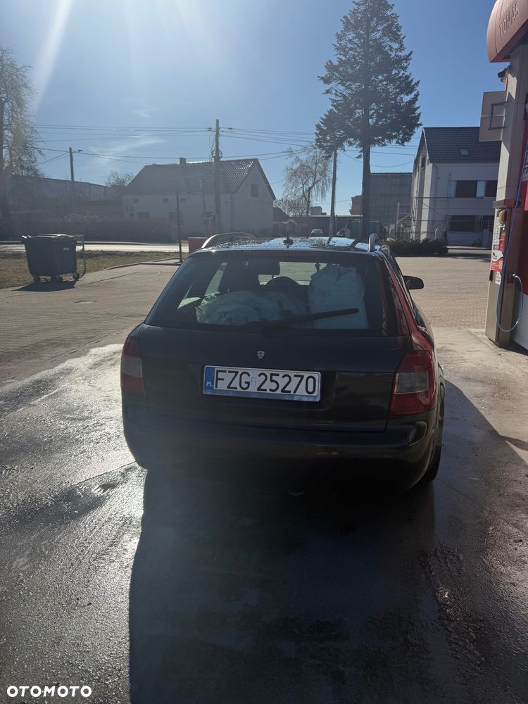 Audi A4 Avant - 7