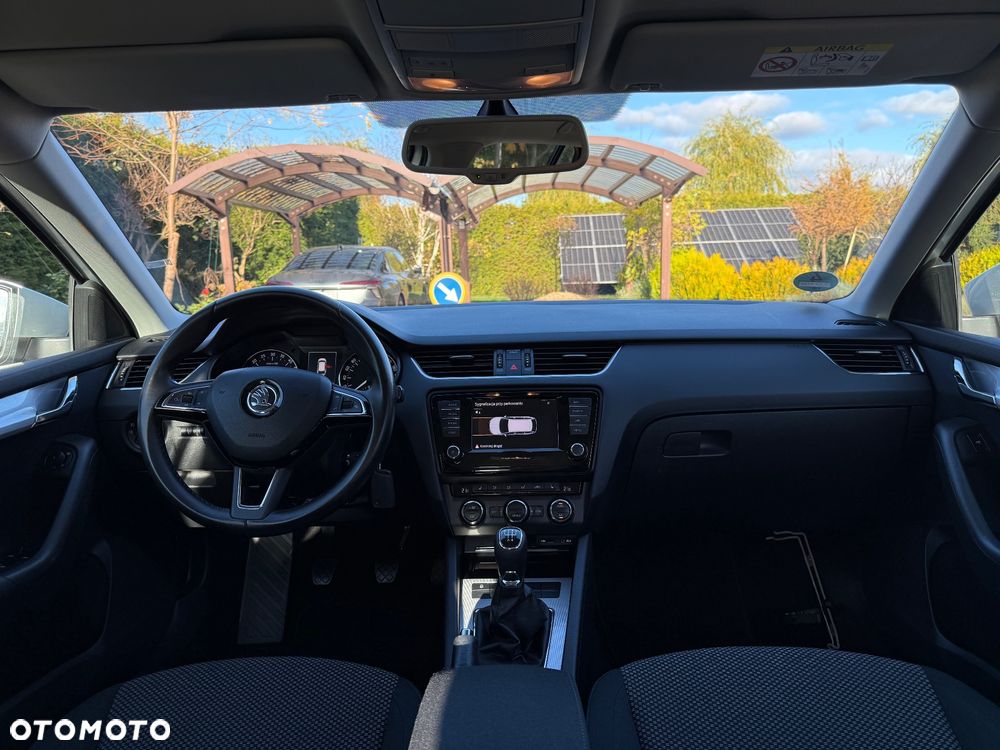 Skoda Octavia 1.6 TDI Edition - 14