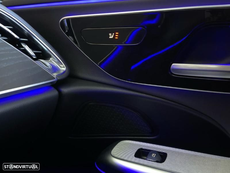 Mercedes-Benz E 300 Standard - 28