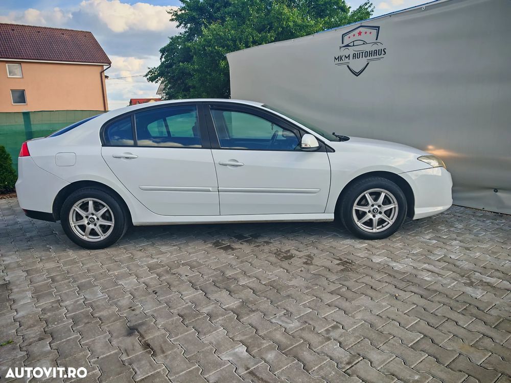 Renault Laguna dCi 110 FAP Dynamique - 20