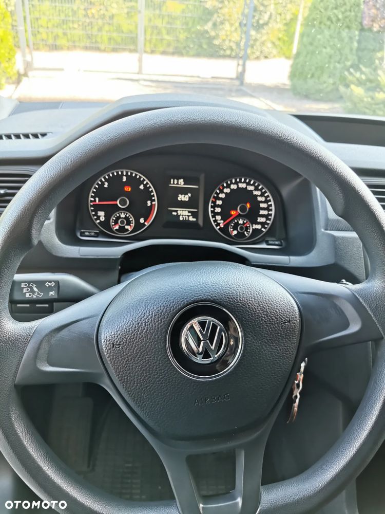 Volkswagen Caddy - 10