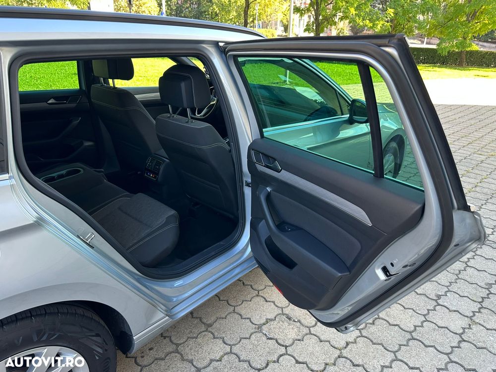 Volkswagen Passat 2.0 TDI DSG Highline - 17