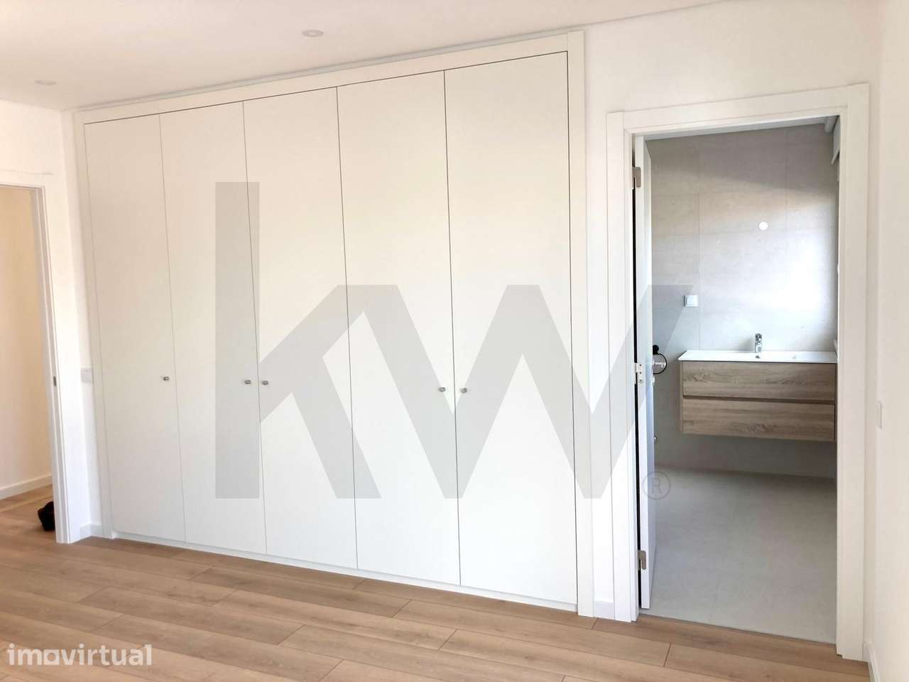 Apartamentos no Cadaval – T3 com Terraço e Garagem Box - Grande imagem: 4/18