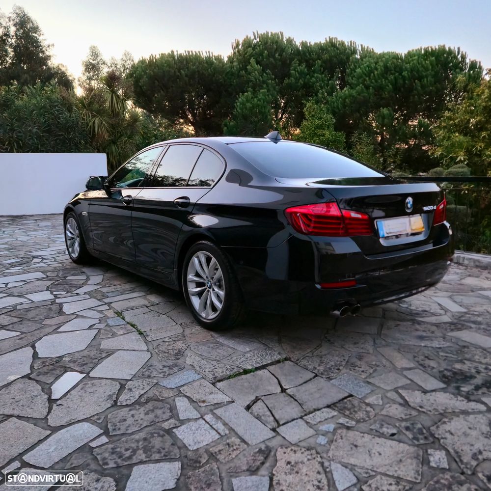 BMW 520 d Line Luxury Auto - 3
