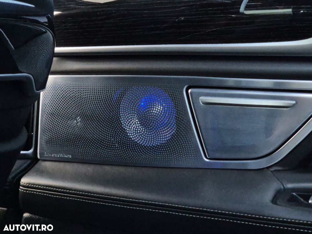 BMW Seria 7 730Ld xDrive - 33