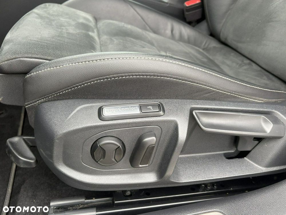 Volkswagen Arteon 2.0 TSI OPF DSG Elegance - 26