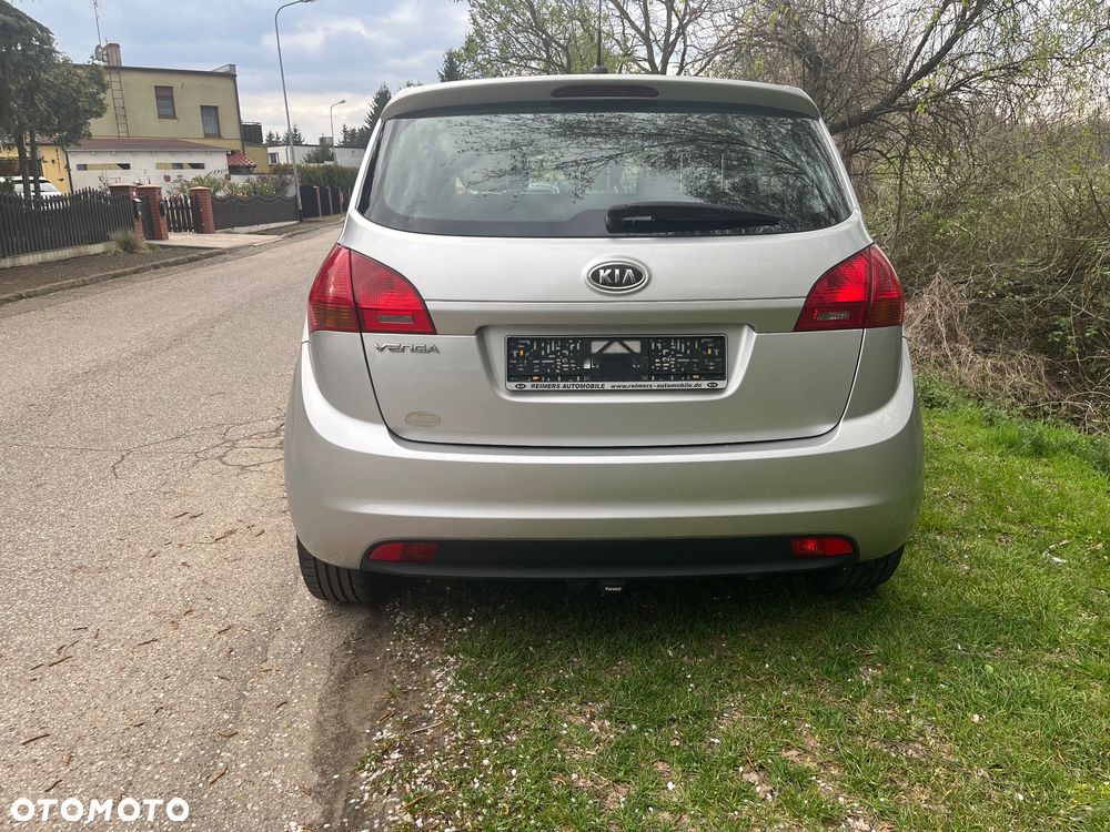 Kia Venga 1.4 L - 4