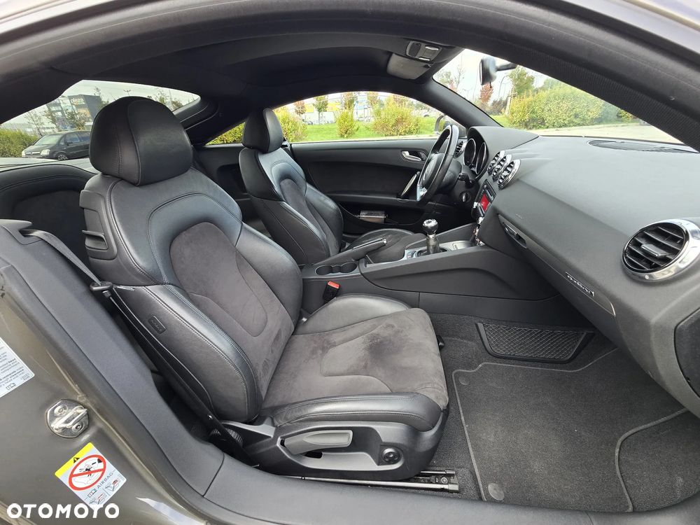 Audi TT Coupé 2.0 TDI quattro - 17