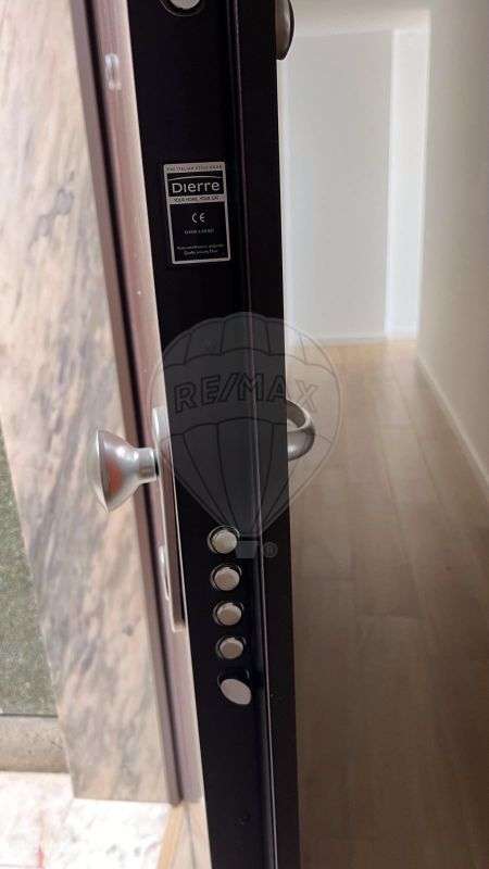 Apartamento T6 para venda - Grande imagem: 5/23